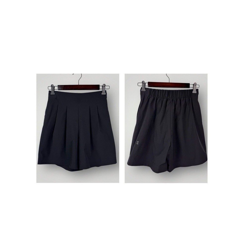 Kit and Ace Pleated Featherlight Technical Short Black High Rise Pull-On Women 0